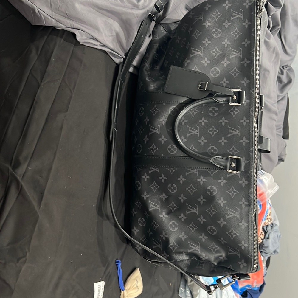 Louis vuttion Duffle Bag